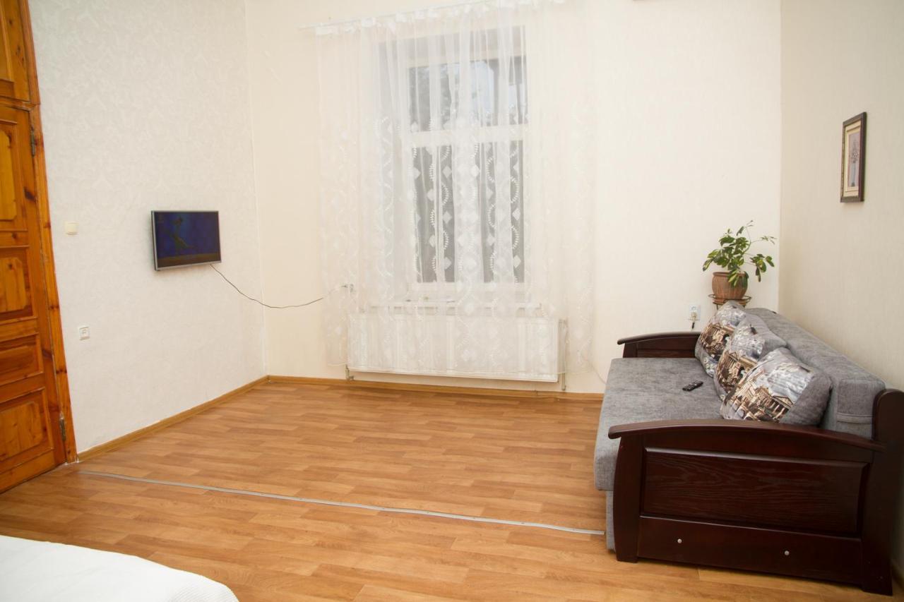אודסה Apartment On Zhukovskogo מראה חיצוני תמונה
